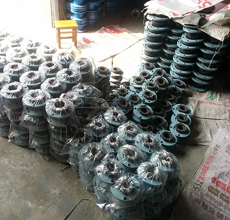 耐油橡膠接頭使用現(xiàn)場